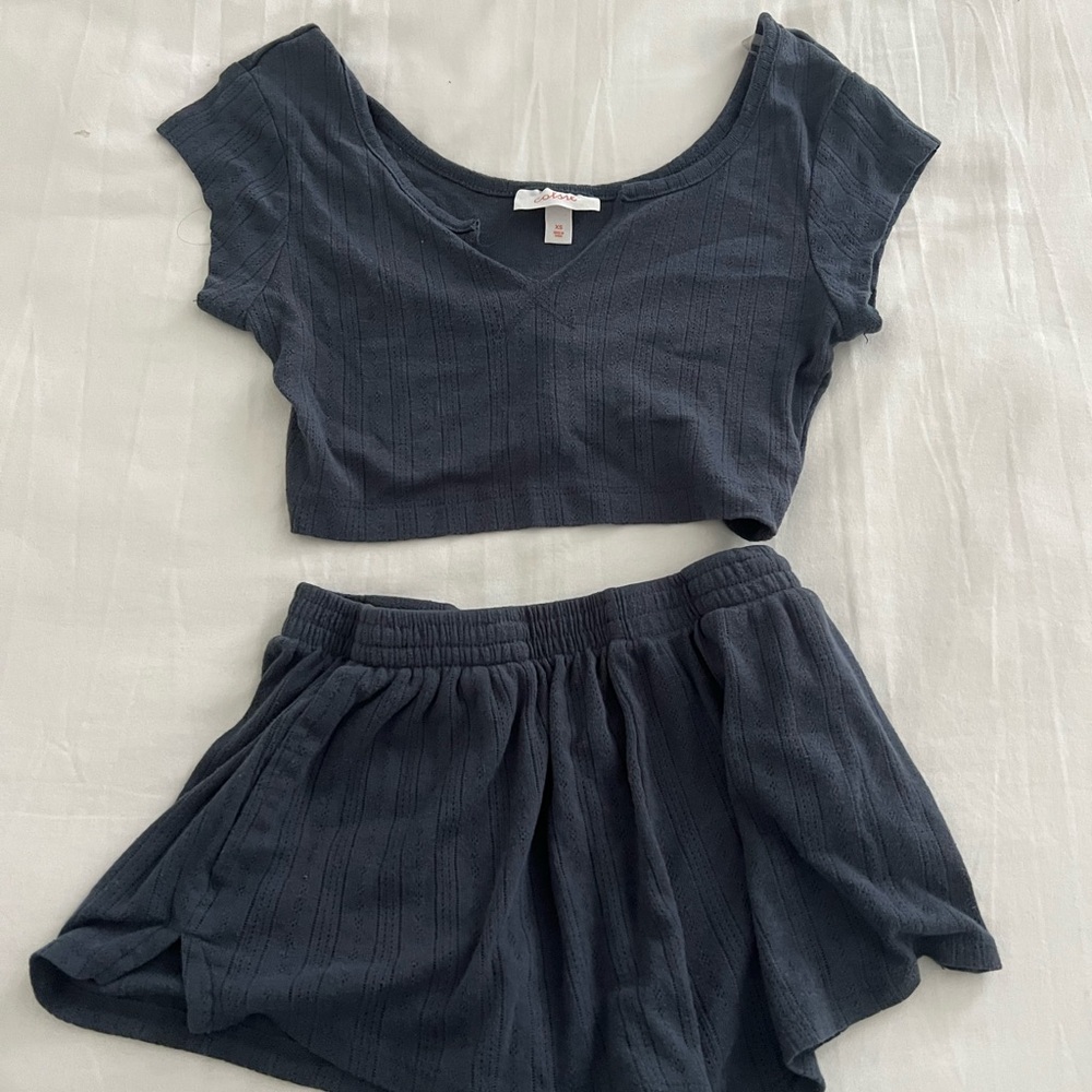 Colsie Navy Textured Top and Shorts Pajama Set
